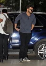 Arjun Kapoor snapped at domestic airport in Mumbai on 27th March 2015